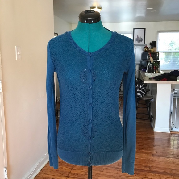 LOFT Sweaters - 🟣3/$10 LAST CHANCE Loft Sheer Front Cardigan
